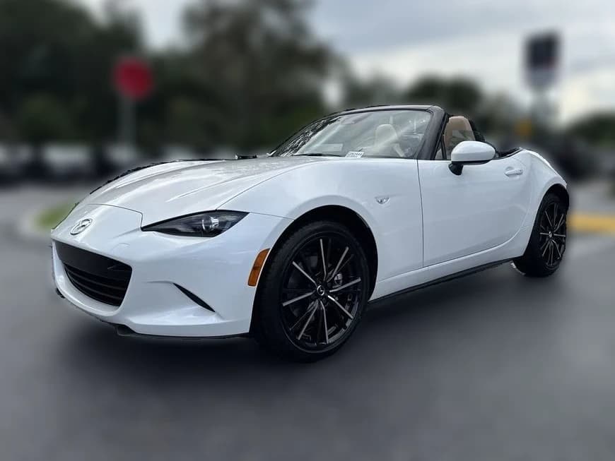 Mazda MX-5 Miata Grand Touring Manual 2026 — side view
