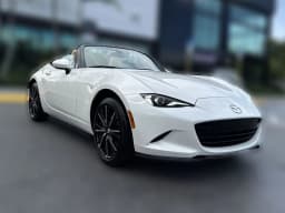 Mazda MX-5 Miata Grand Touring Manual 2026 — side view