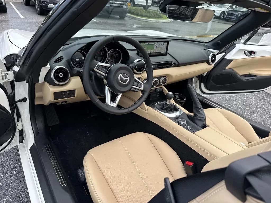 Mazda MX-5 Miata Grand Touring Manual 2026 — side view