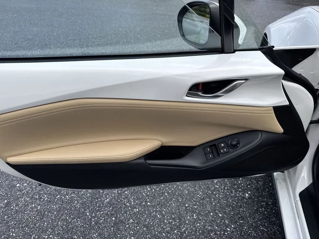 Mazda MX-5 Miata Grand Touring Manual 2026 — side view