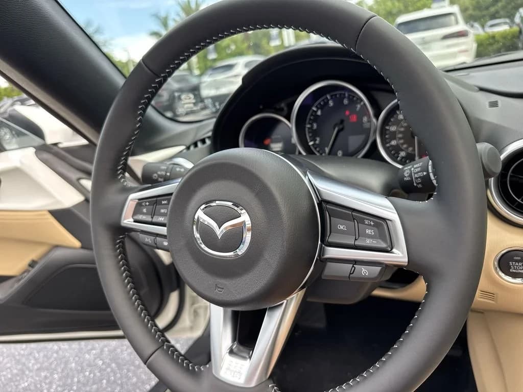 Mazda MX-5 Miata Grand Touring Manual 2026 — side view