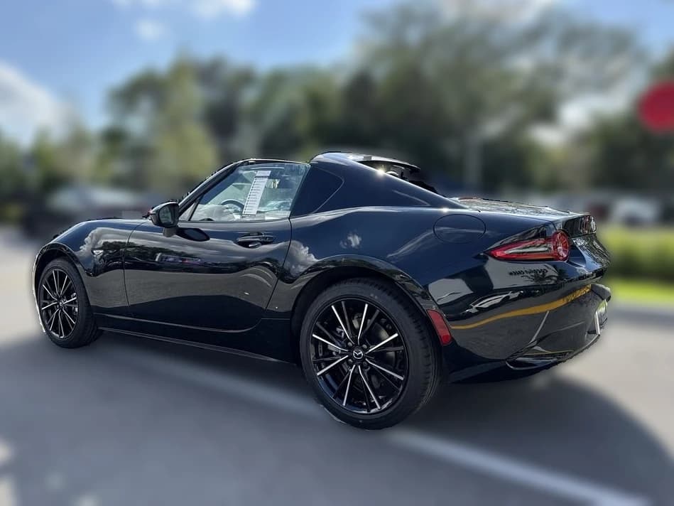 Mazda MX-5 Miata RF Grand Touring Manual 2026 — side view