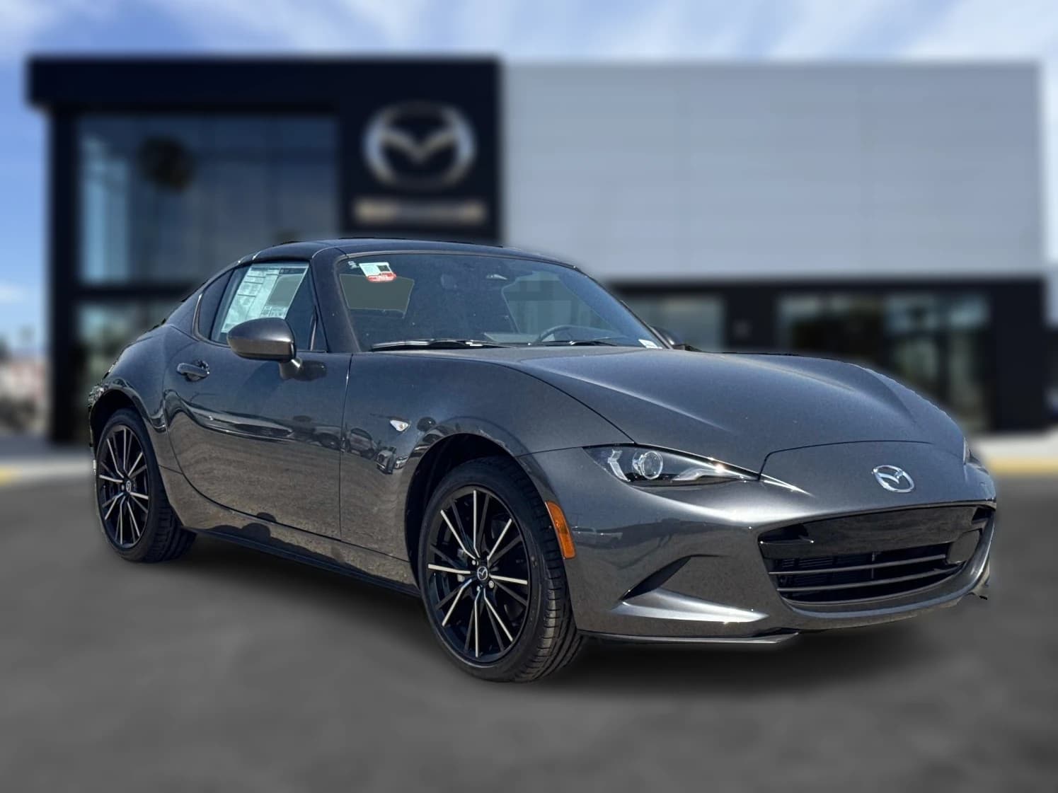 Mazda MX-5 Miata RF Grand Touring Auto 2026 — side view