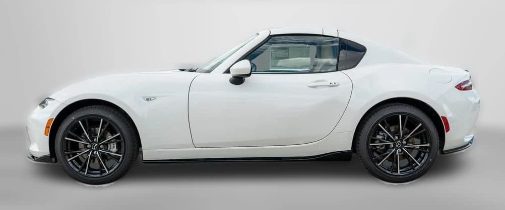 Mazda MX-5 Miata RF Grand Touring Auto 2026 — side view