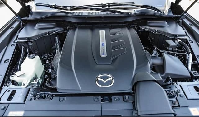 Mazda CX-70 PHEV SC AWD 2026 — side view