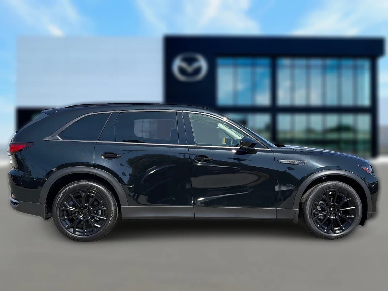 Mazda CX-70 3.3 Turbo Preferred AWD 2026 — side view