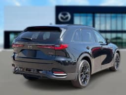Mazda CX-70 3.3 Turbo Preferred AWD 2026 — side view