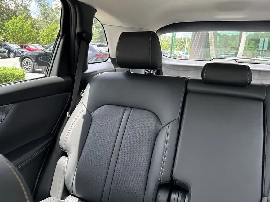 Mazda CX-70 3.3 Turbo Preferred AWD 2026 — side view
