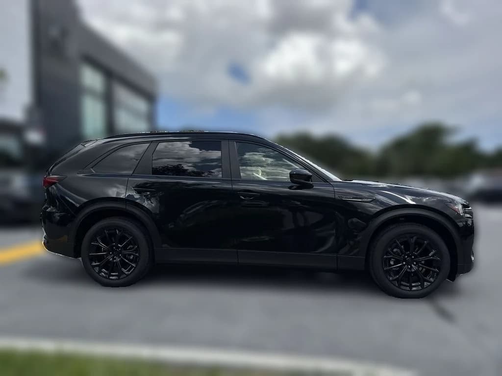 Mazda CX-70 3.3 Turbo Preferred AWD 2026 — side view