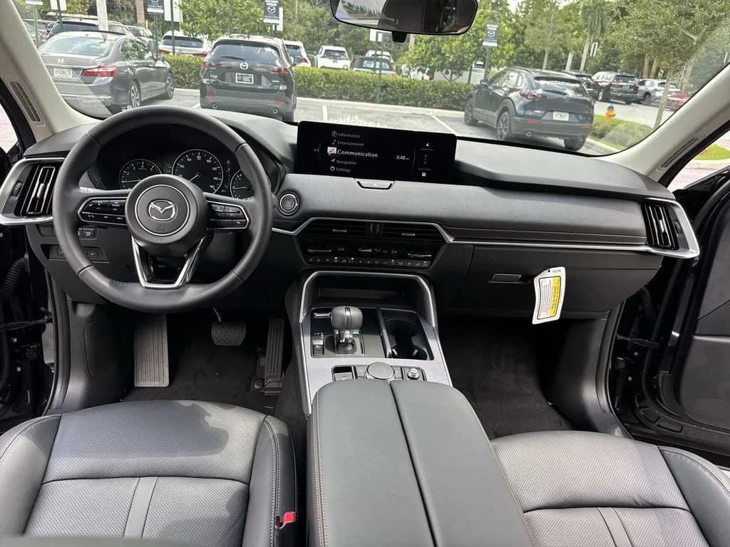 Mazda CX-70 3.3 Turbo Preferred AWD 2026 — side view