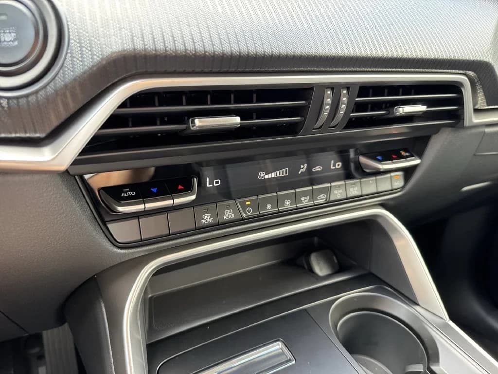 Mazda CX-90 Select 3.3 Turbo 2026 — side view