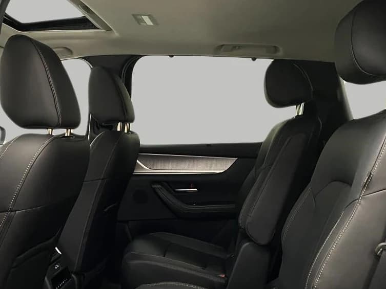 Mazda CX-90 PHEV Preferred Package AWD 2025 — side view