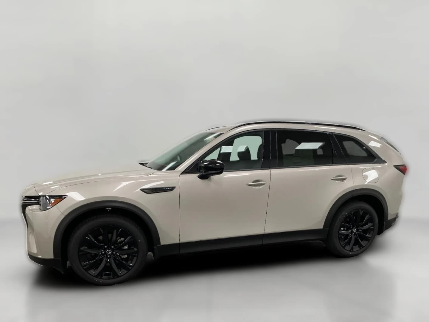 Mazda CX-90 PHEV Premium Sport AWD 2025 — side view