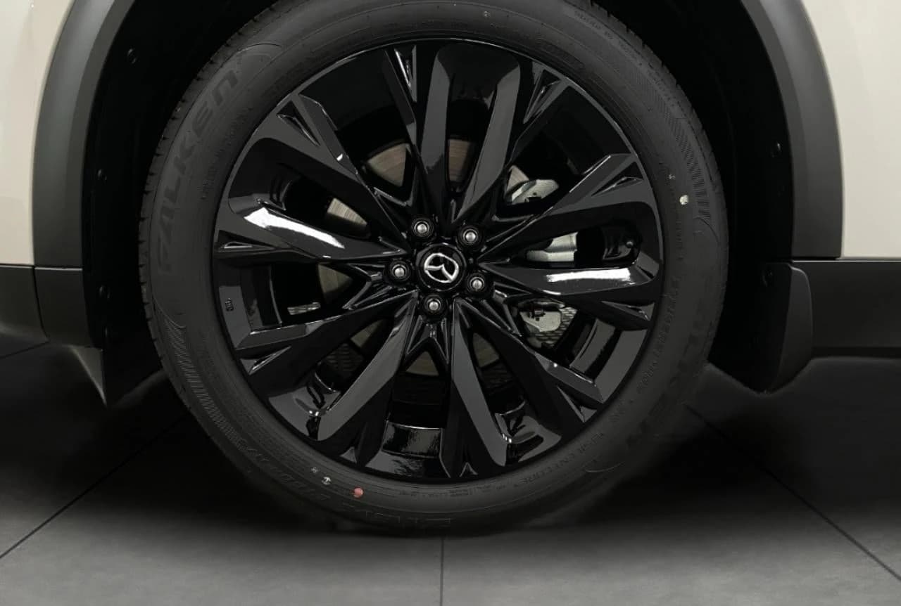Mazda CX-90 PHEV Premium Sport AWD 2025 — side view