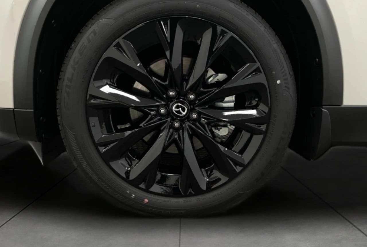 Mazda CX-90 PHEV Premium Sport AWD 2025 — side view