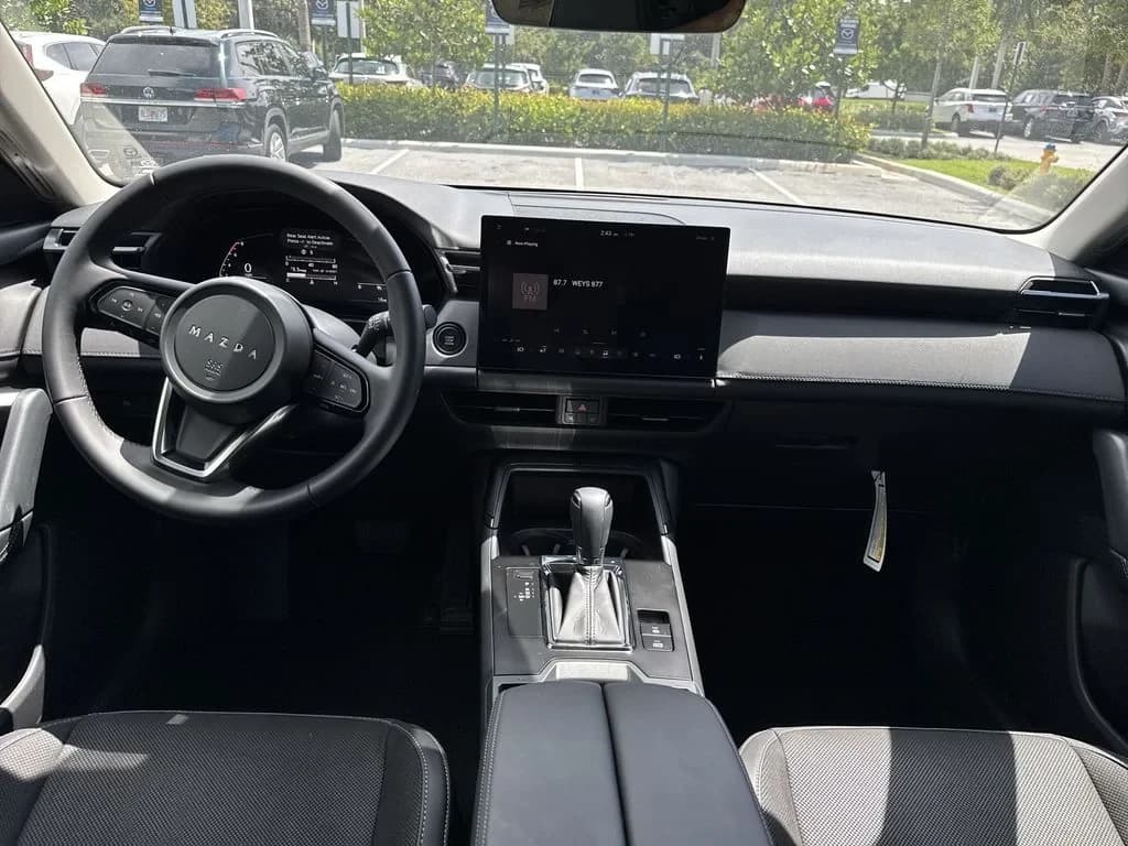 Mazda CX-5 2.5 S Select AWD 2026 — side view