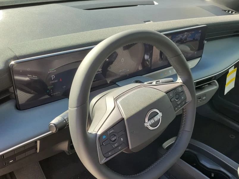 Nissan LEAF S+ FWD 2026 — side view