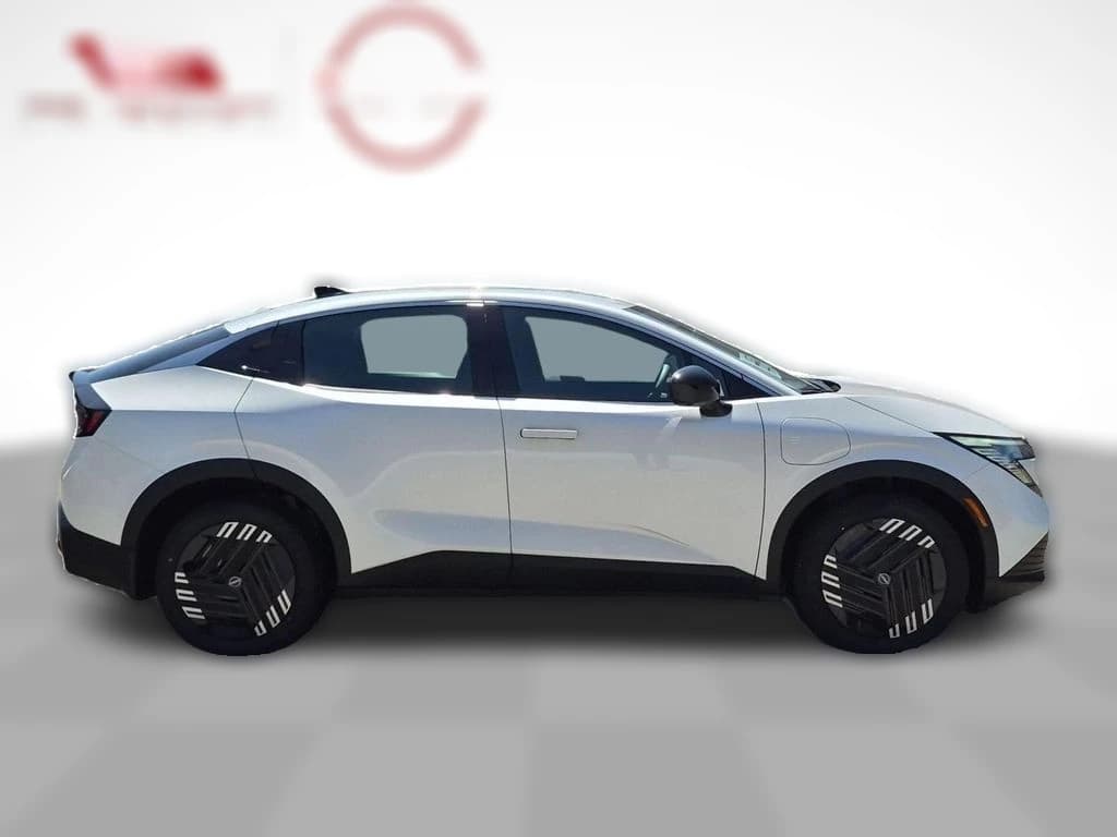 Nissan LEAF S+ FWD 2026 — side view