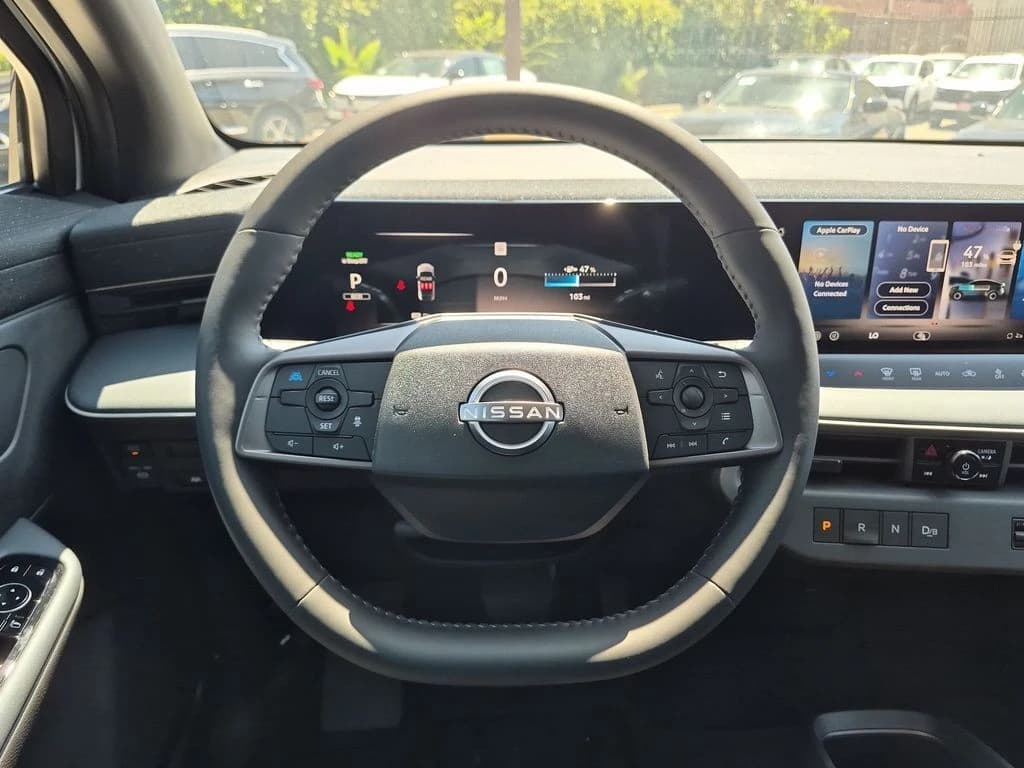 Nissan LEAF S+ FWD 2026 — side view