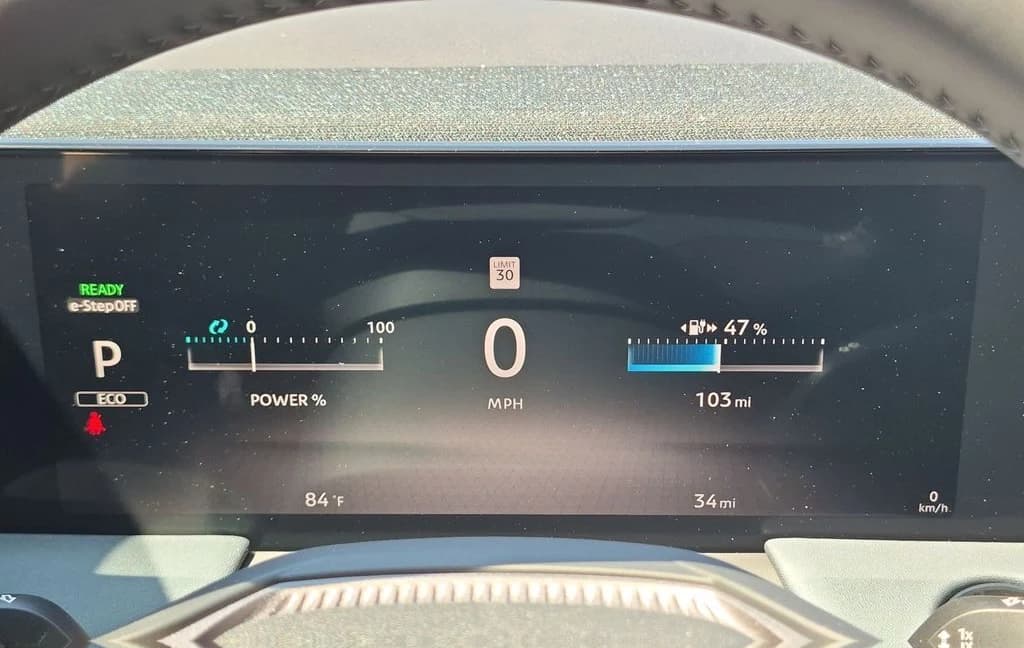 Nissan LEAF S+ FWD 2026 — side view