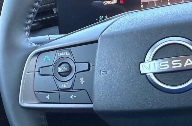 Nissan LEAF S+ FWD 2026 — side view