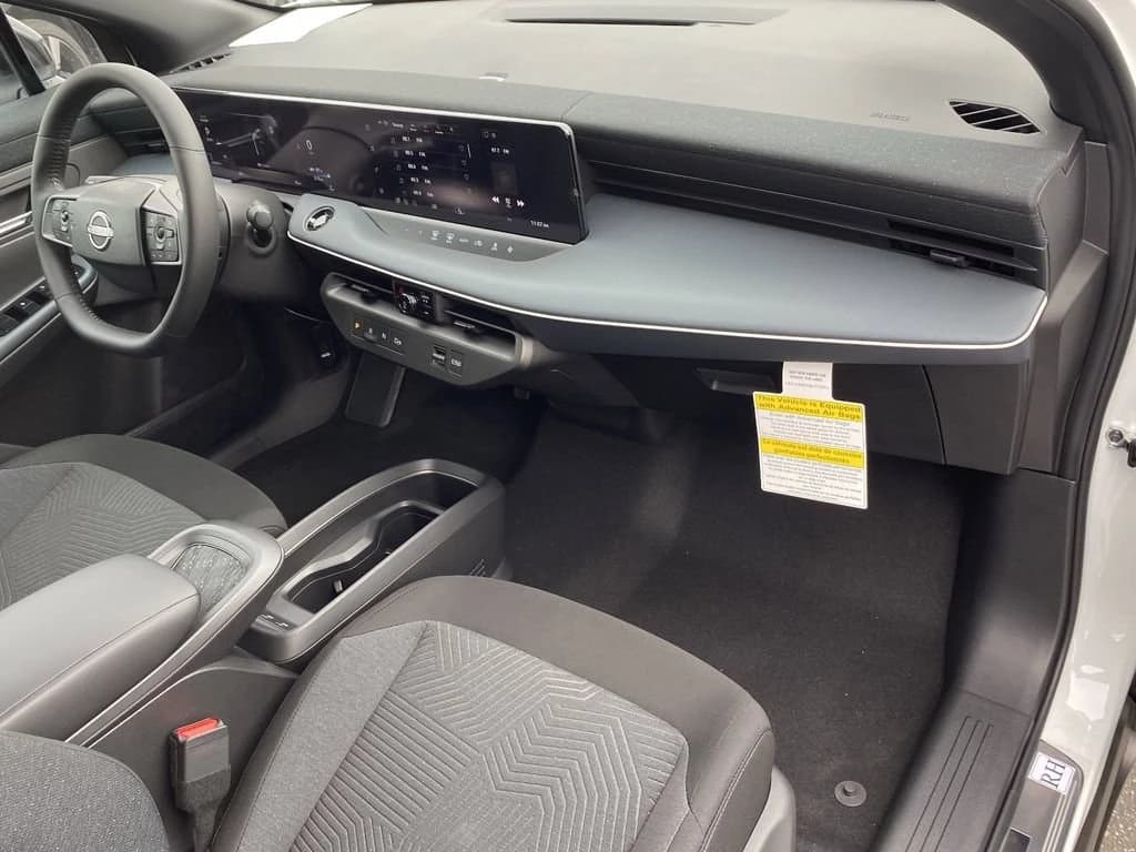 Nissan LEAF S+ FWD 2026 — side view