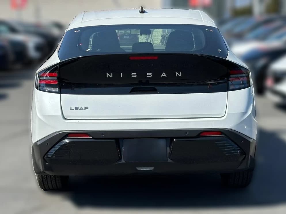 Nissan LEAF S+ FWD 2026 — side view
