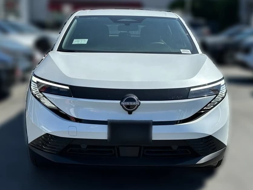 Nissan LEAF S+ FWD 2026 — side view