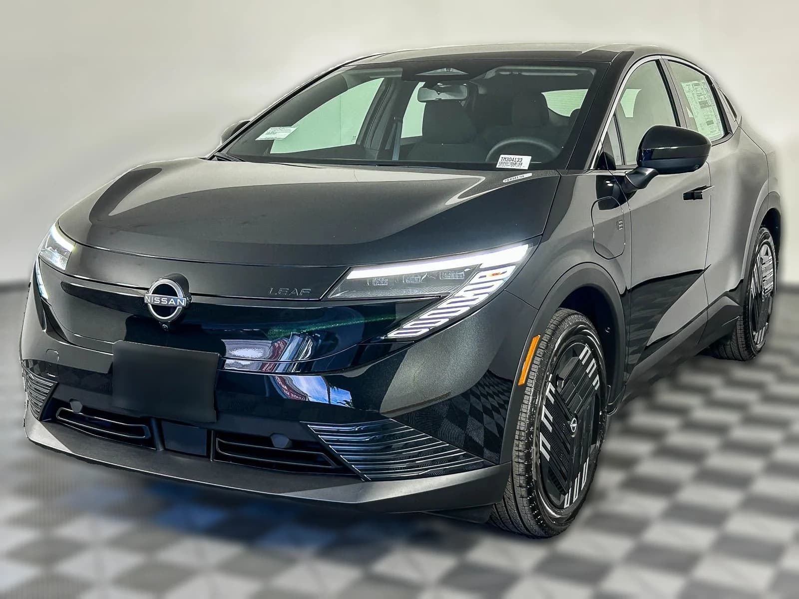 Nissan LEAF S FWD 2026 — side view