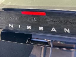 Nissan LEAF S FWD 2026 — side view