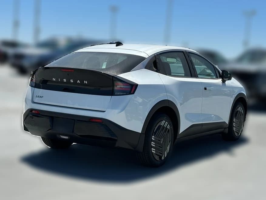 Nissan LEAF S+ FWD 2026 — side view