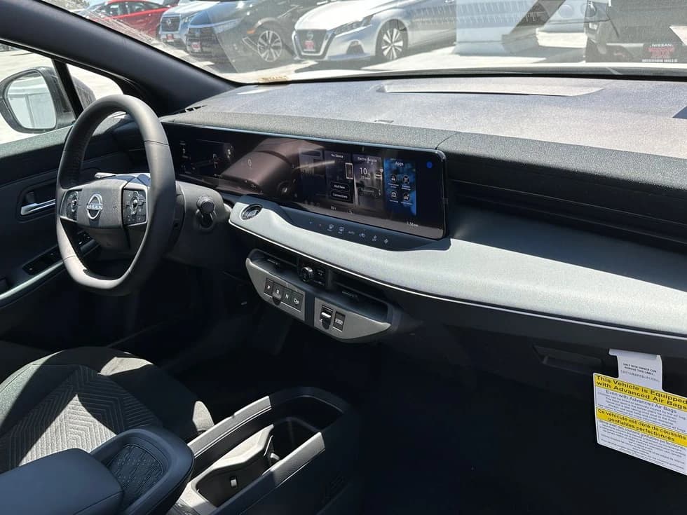 Nissan LEAF S+ FWD 2026 — side view
