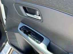 Nissan LEAF S+ FWD 2026 — side view