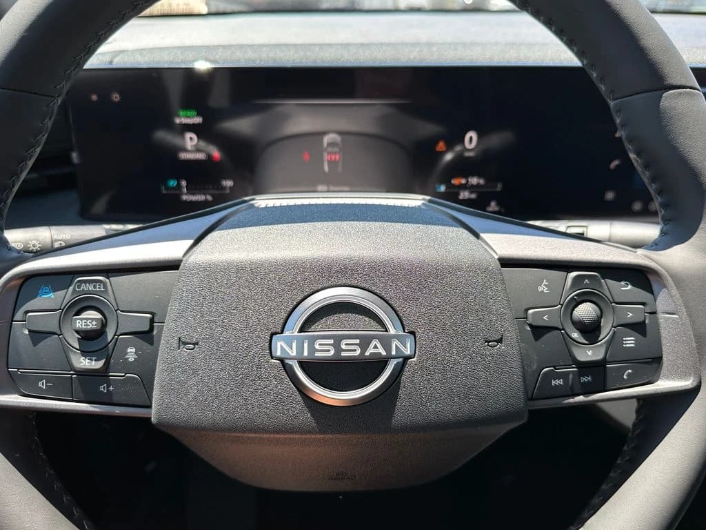 Nissan LEAF S+ FWD 2026 — side view