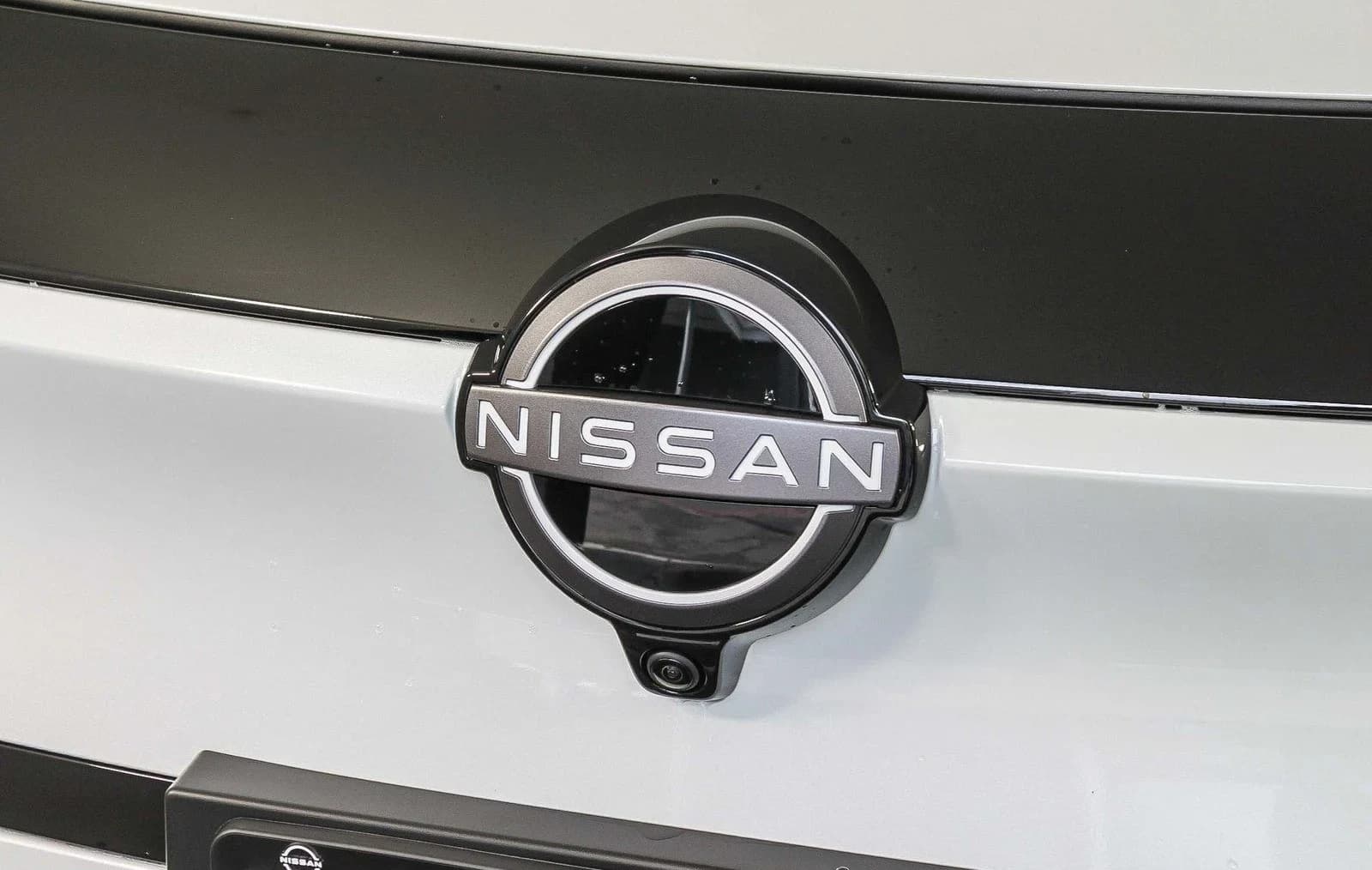 Nissan LEAF S+ FWD 2026 — side view