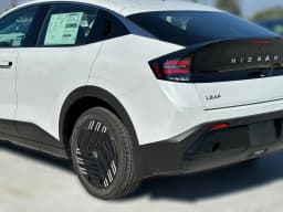 Nissan LEAF S+ FWD 2026 — side view