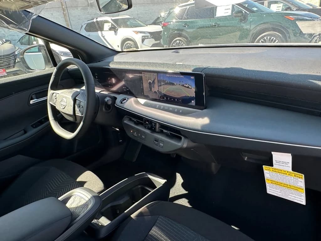 Nissan LEAF S+ FWD 2026 — side view