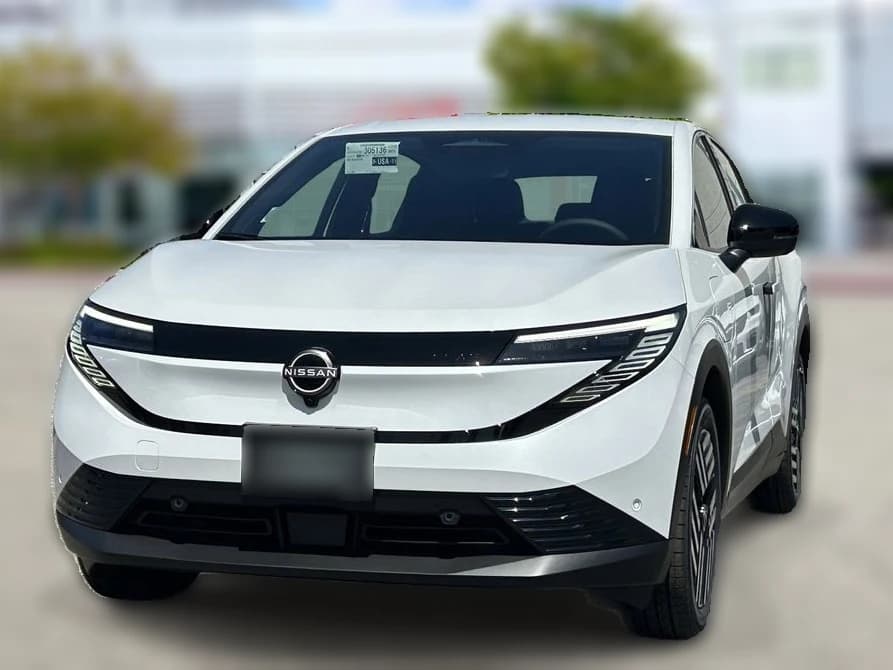 Nissan LEAF SV+ FWD 2026 — side view