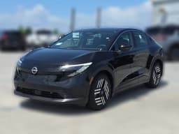 Nissan LEAF SV+ FWD 2026 — side view