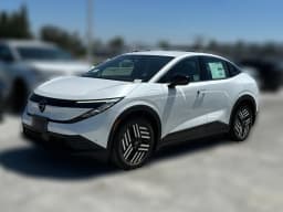 Nissan LEAF SV+ FWD 2026 — side view