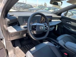 Nissan LEAF SV+ FWD 2026 — side view