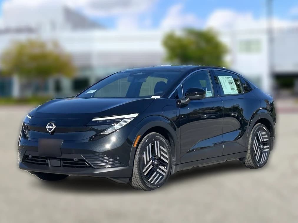 Nissan LEAF SV+ FWD 2026 — side view