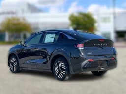 Nissan LEAF SV+ FWD 2026 — side view