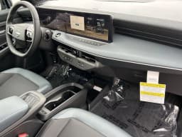 Nissan LEAF SV+ FWD 2026 — side view