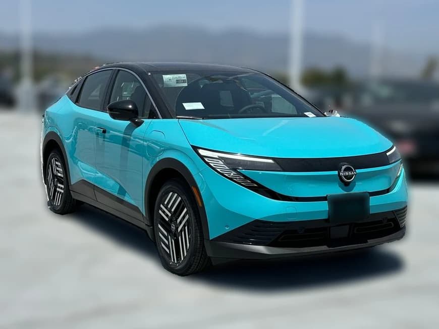 Nissan LEAF SV+ FWD 2026 — side view