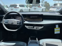 Nissan LEAF SV+ FWD 2026 — side view
