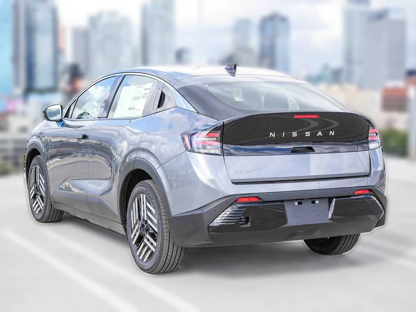 Nissan LEAF SV+ FWD 2026 — side view