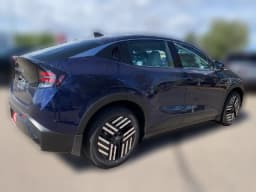 Nissan LEAF SV+ FWD 2026 — side view