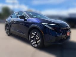 Nissan LEAF SV+ FWD 2026 — side view