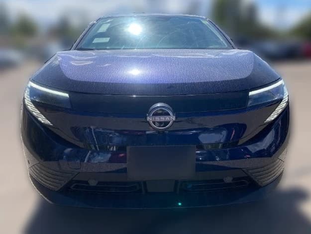 Nissan LEAF SV+ FWD 2026 — side view